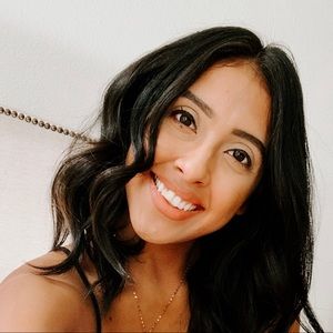 Meet your Posher, Isabel